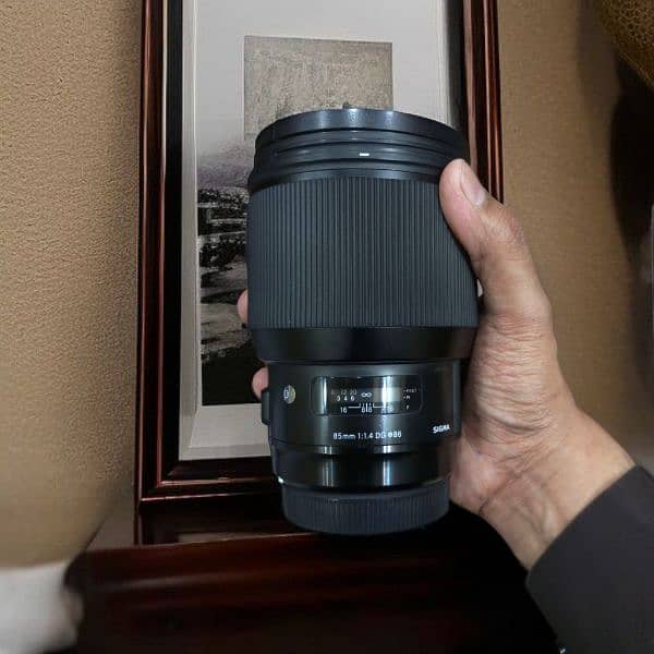 Sigma 85mm 1.4 Sigma for Canon 2