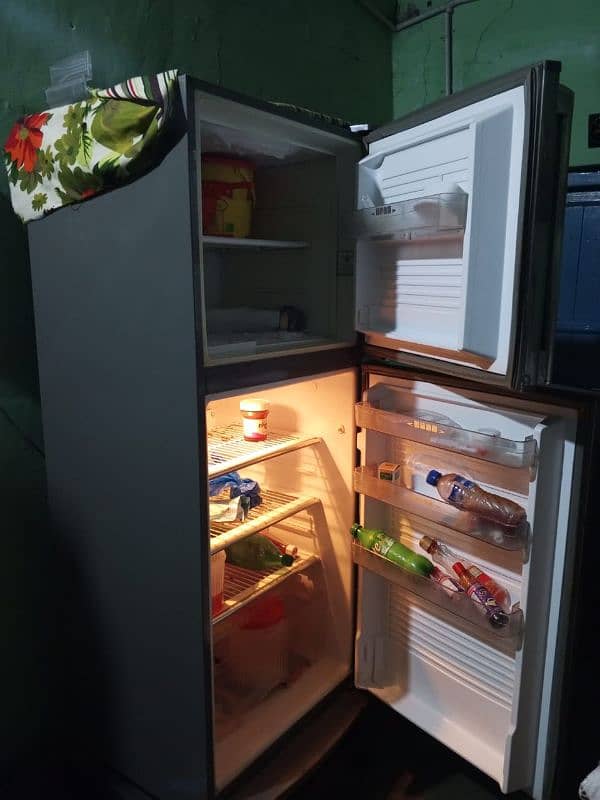 refrigerator dowlanc 1