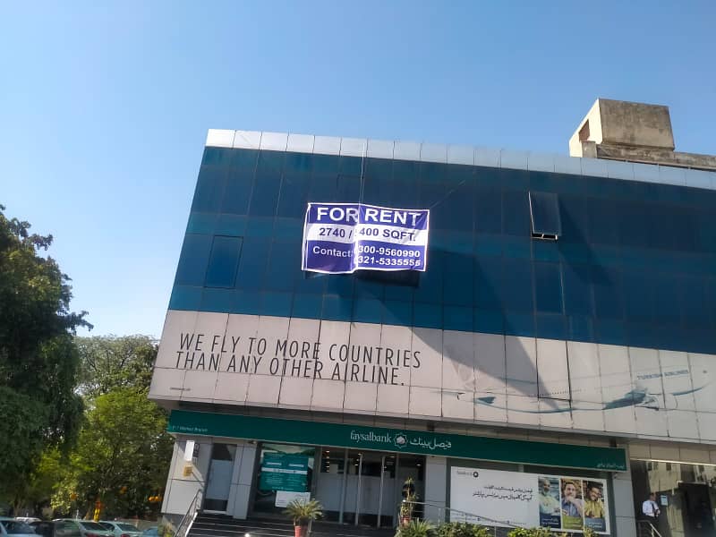 G-9 SPACE 4800 SQ. FEET FOR OFFICES & BANKS IDEAL LOCATION REASONABLE RENT 13