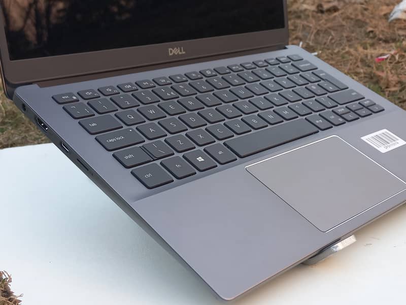 dell latitude 3301 core i5 8th gen | 2021 model |  | Laptop | Metal 14