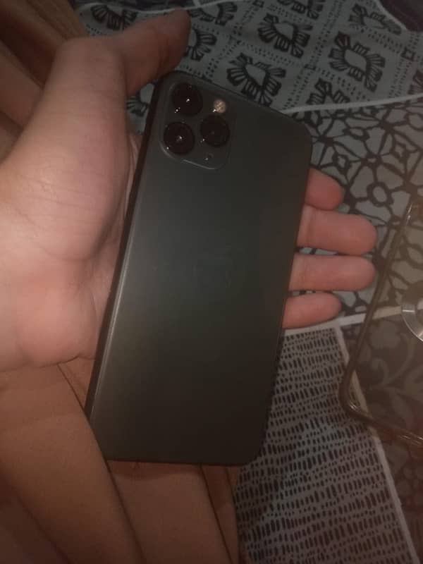 iPhone 11 Pro 0