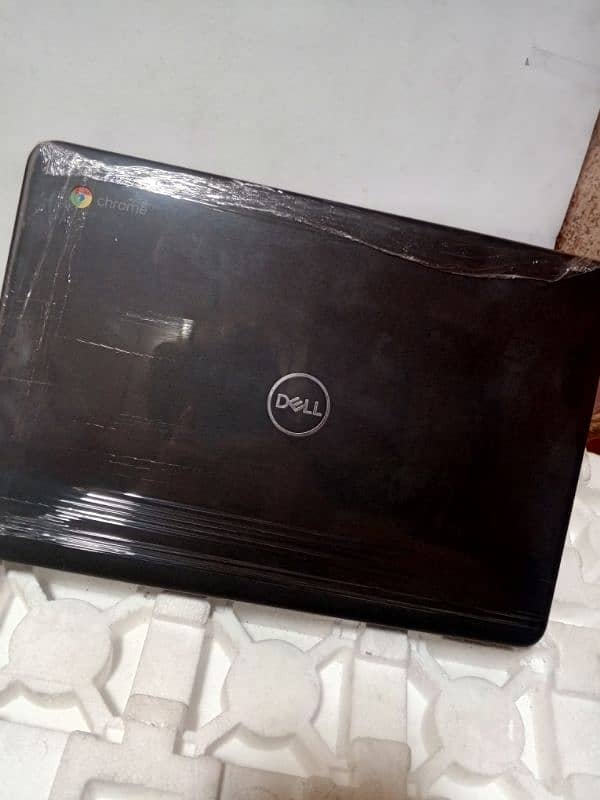 Chromebook Latest Model type C port 4Gb 32Gb built in memory 1