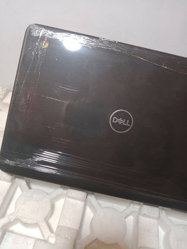 Chromebook Latest Model type C port 4Gb 32Gb built in memory 6