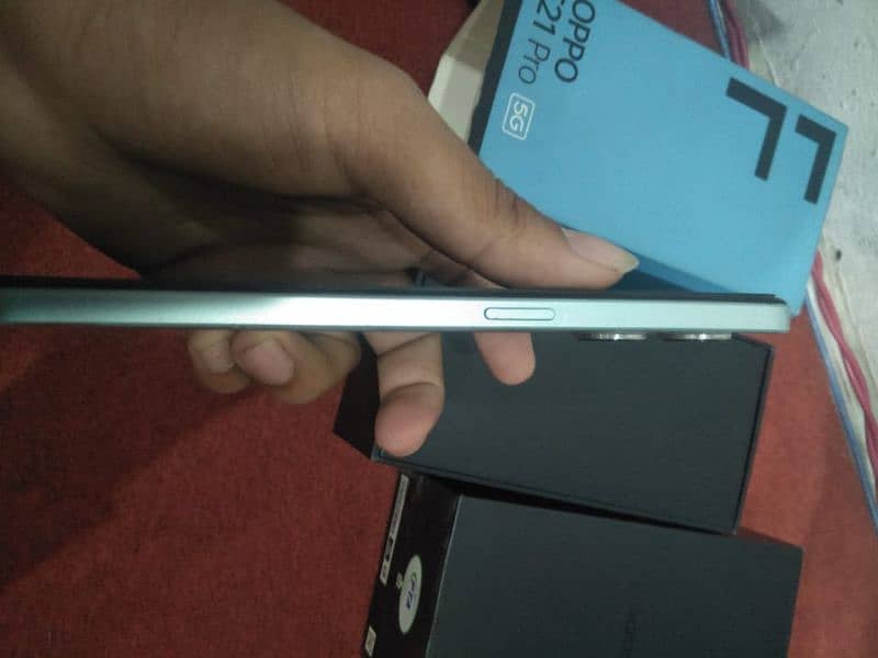 Oppo F21 pro 5g with box and charger no open no repair 3