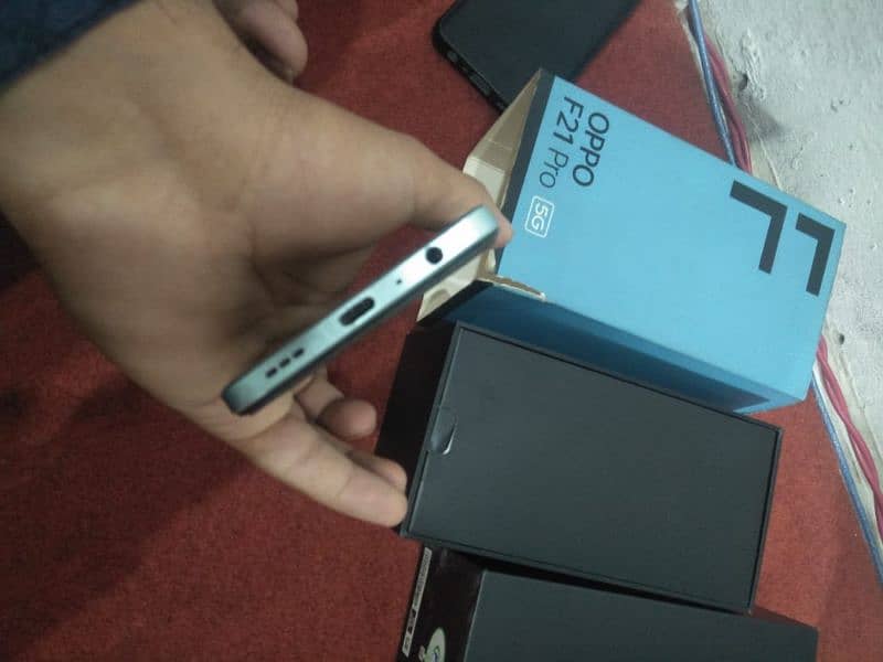 Oppo F21 pro 5g with box and charger no open no repair 4