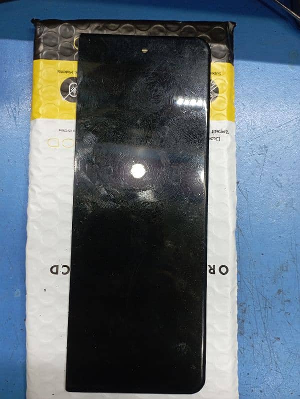 Samsung  z fold 3 Uper penal 100,/' org 0