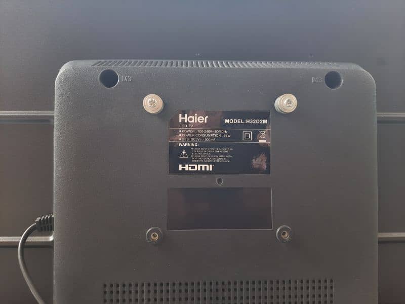 Haier LED 32" Model: H32D2M Smart TV 3