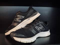 shoes/sneakers/casual