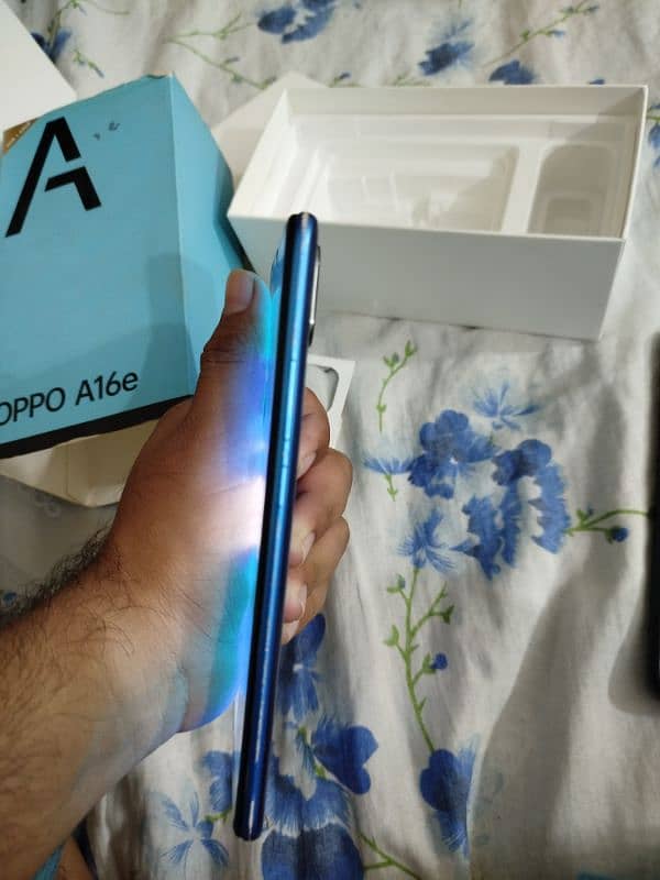 OPPO A16e 4/64 mobile for sale in reasonable price 5