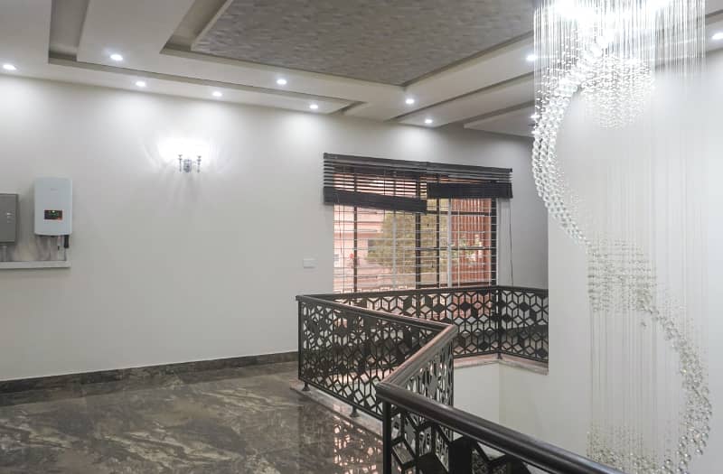 1 Kanal Ultra Modern House Gated Area Owner Build Solid Construction Near Park Market Mosque Main Boulevard 21