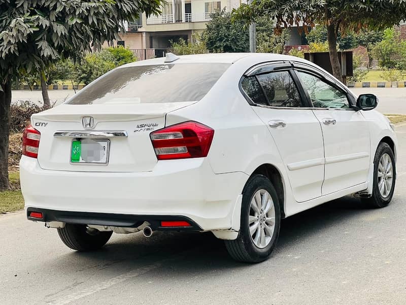 Honda City Aspire 1.5 Manual 5
