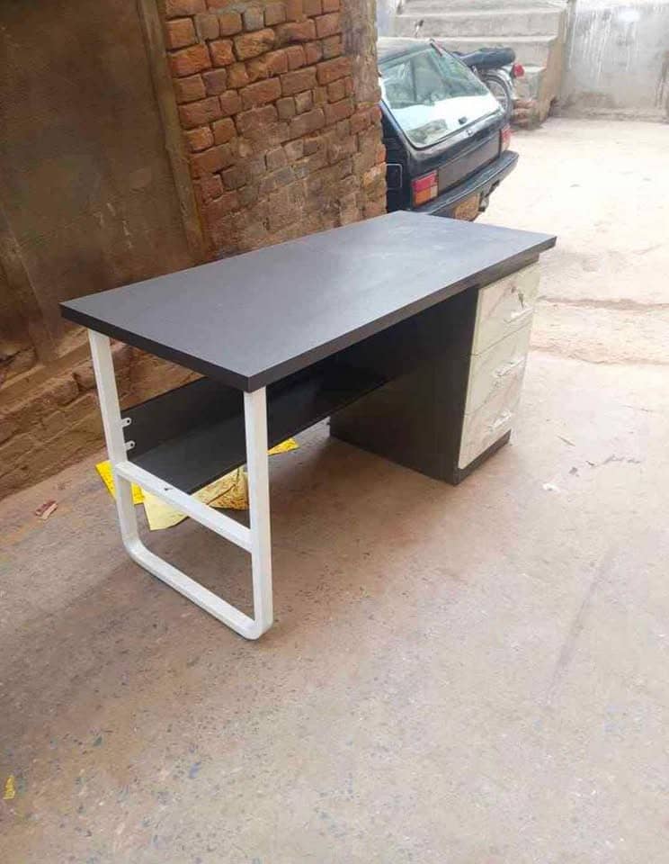 Computer Table And Office Chair Only On Rs 13500 2
