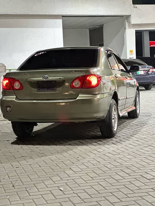 Toyota Corolla 2002 4