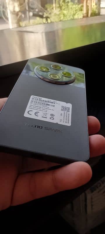 Tecno Spark 30   8+8/128 0
