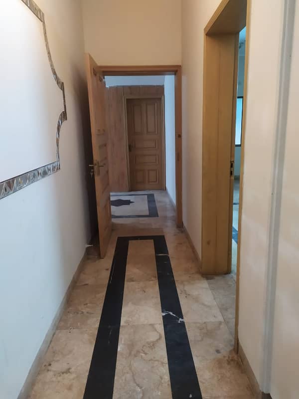 32 Marla House In A Gated Compound In Main Cantt 8
