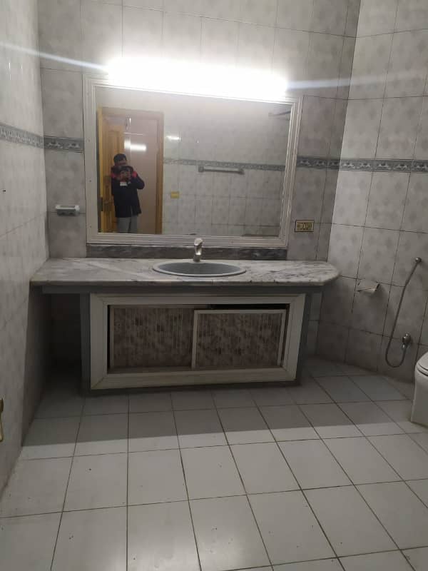 32 Marla House In A Gated Compound In Main Cantt 10