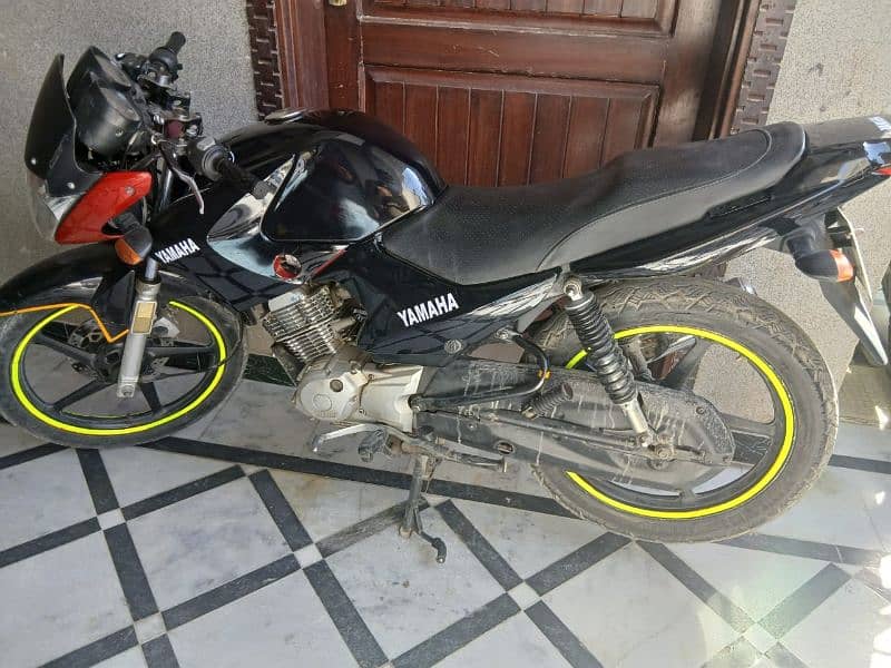 YBR 125 Modified 0