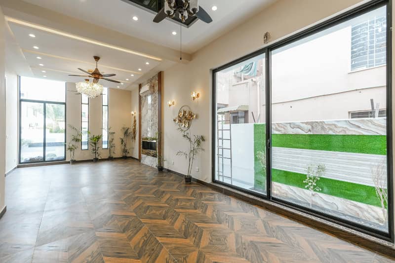 1 Kanal Brand New House For Sale In DHA Phase 7 Lahore 8