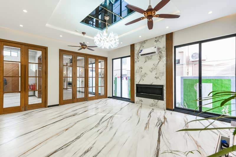 1 Kanal Brand New House For Sale In DHA Phase 7 Lahore 14