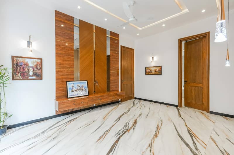 1 Kanal Brand New House For Sale In DHA Phase 7 Lahore 18