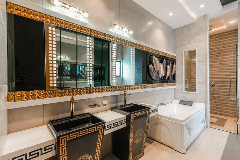 1 Kanal Brand New House For Sale In DHA Phase 7 Lahore 20