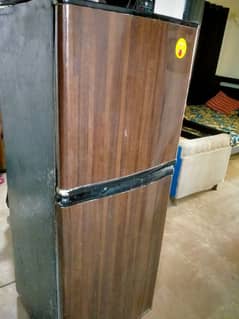 Refrigerator, 10 qubiq ft