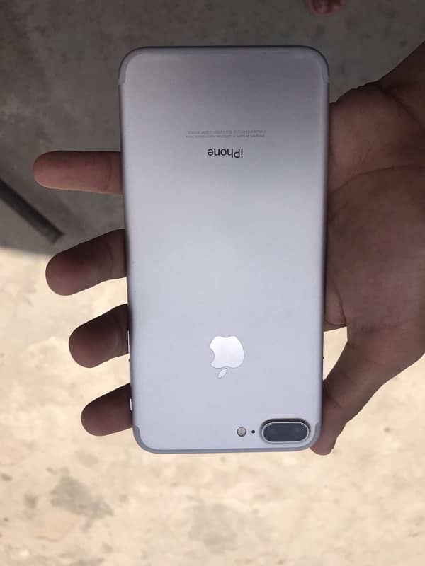 iPhone 7 plus 1