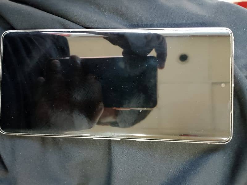 Google pixel 7 pro 10/10 condition 2