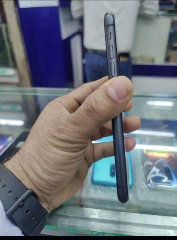 Iphone 11 Factory Unlock. . 1
