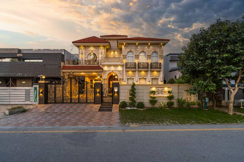 01 KANAL AESTHETICALLY DESIGNED HOUSE WITH SPANISH ARCHITECTURE AT DHA PHASE 8 0