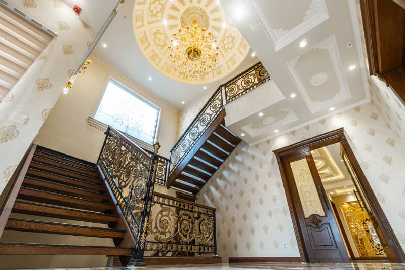01 KANAL AESTHETICALLY DESIGNED HOUSE WITH SPANISH ARCHITECTURE AT DHA PHASE 8 4
