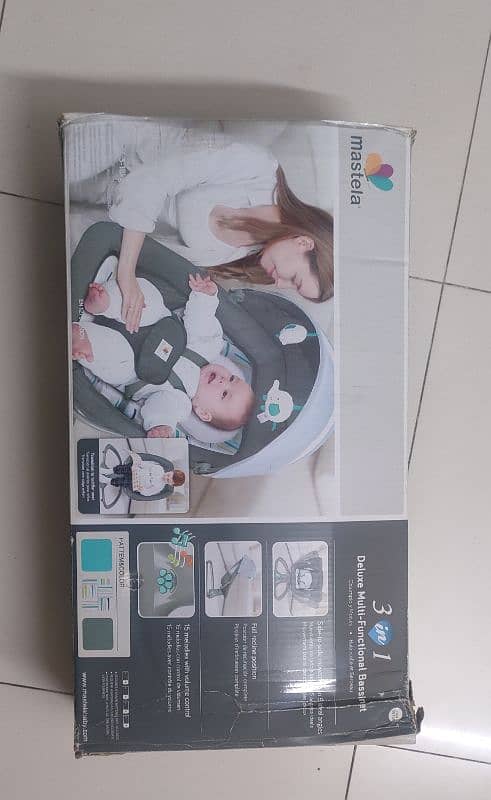 Mastela 3-in-1 Deluxe Multi-Functional Bassinet Swing 0