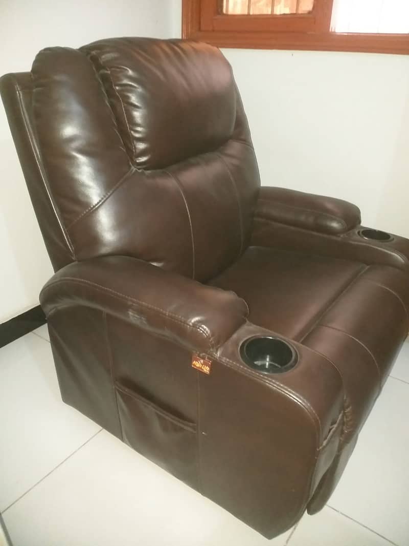 LRE 21 3in1 Rocker, Rotating Manual Recliner 2