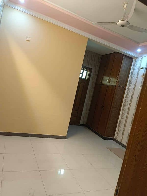1 Kanal Upper Portion for Rent 6