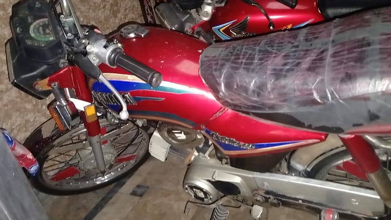 Gujranwala gt rod usmaney hotl 0