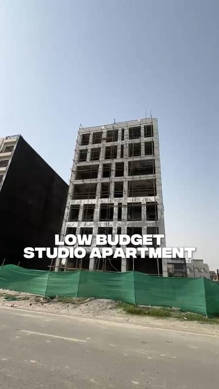 Studio Apartment For Sale Main Boulevard Size:- 320 Sqft Floor:- 3rd Price:- 4000,000/- Only Possession within 5 to 6 Months Sector F Bahria Town Lahore 4