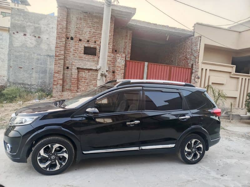Honda BR-V 2017 6
