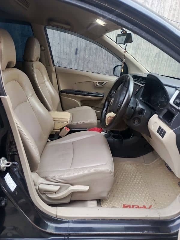 Honda BR-V 2017 12
