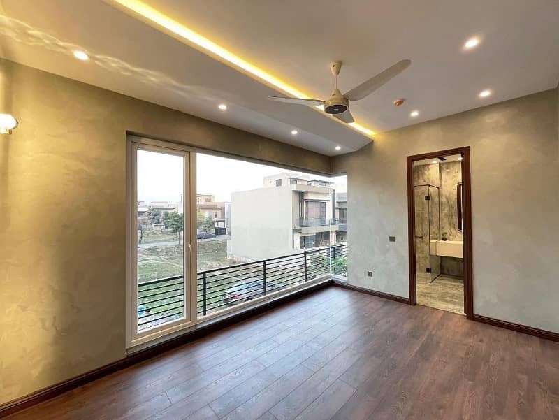 5 Marla modern design house available for sale in 9 town DHA lahore 10