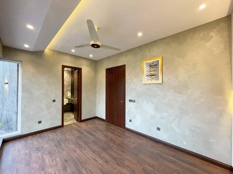 5 Marla modern design house available for sale in 9 town DHA lahore 15