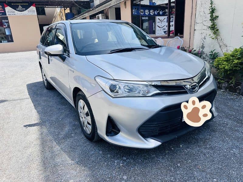 Toyota Corolla Fielder 2018 0