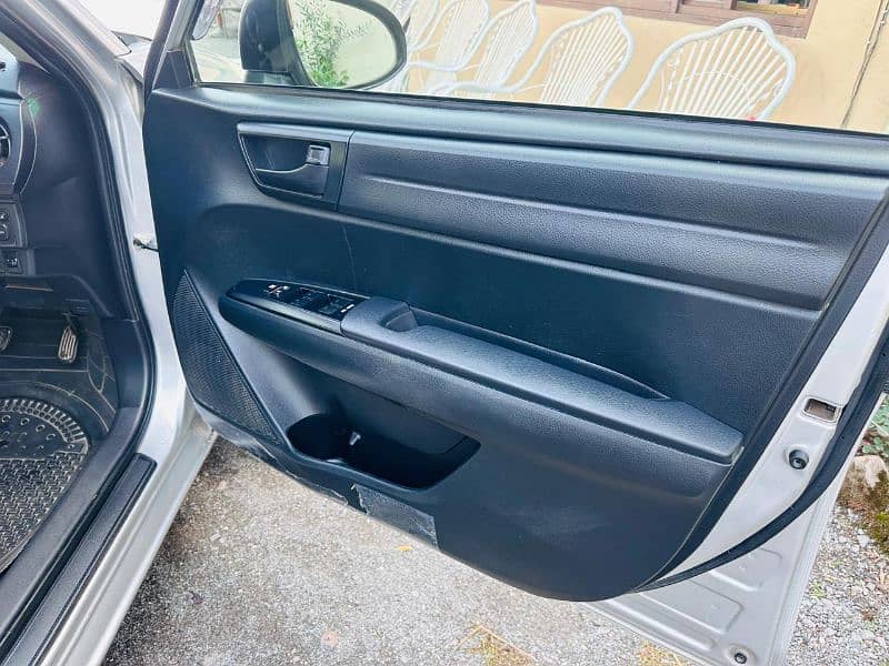 Toyota Corolla Fielder 2018 7