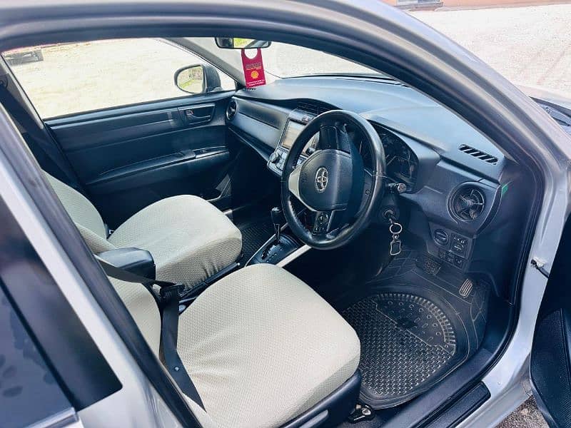 Toyota Corolla Fielder 2018 8