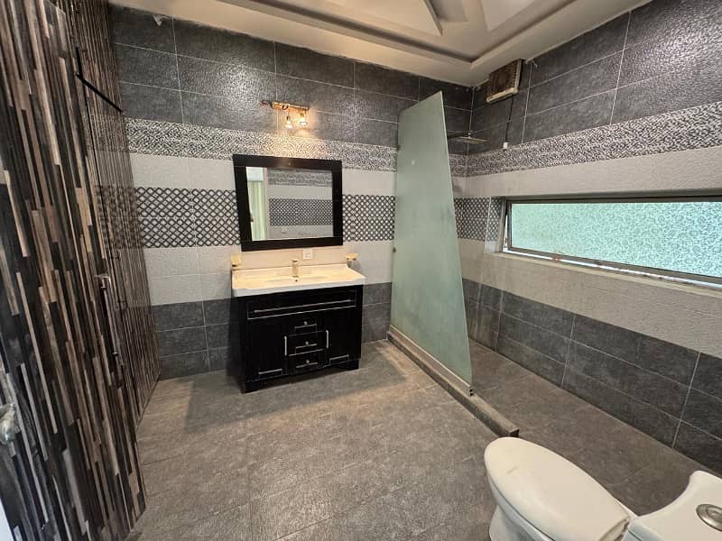 8 Marla Fully Luxurious Safari Villas Available For Sale In Bahria Town Lahore 3