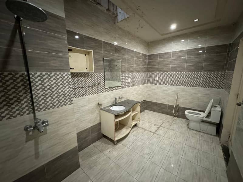 8 Marla Fully Luxurious Safari Villas Available For Sale In Bahria Town Lahore 13