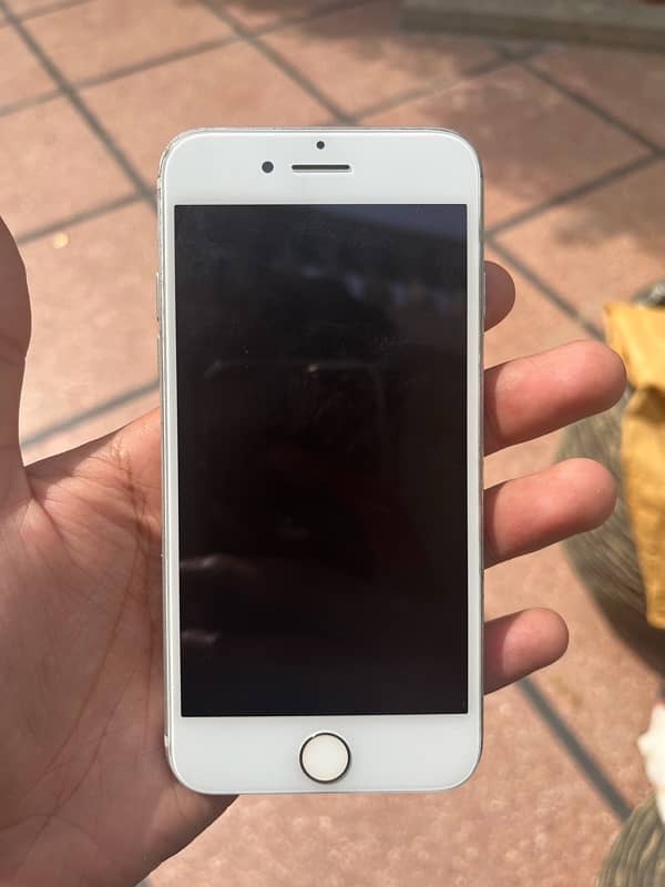 IPhone 7 32gb PTA APPROVE 1