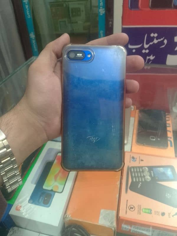 itel A25    2/32 5