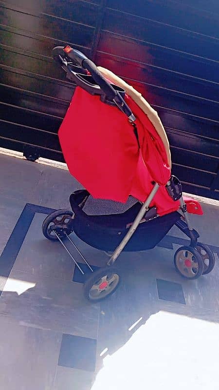 pram new stoller bas thora sa used ha con num 03139921218 2