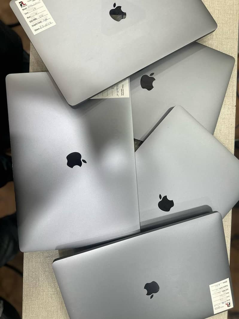 MacBook Pro 2020 | Core i5 | 16GB RAM | 512GB SSD 0