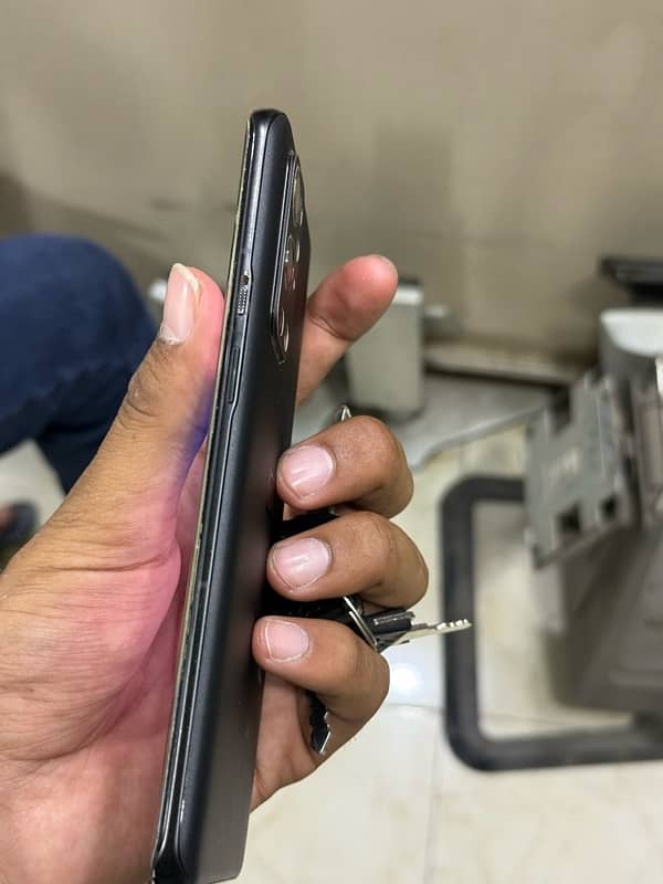 One Plus 9 pro 5g 12/256 5
